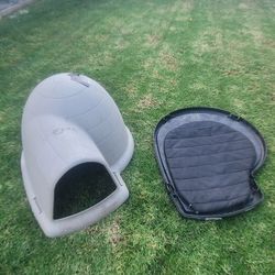 Indigo Igloo Medium Dog House.