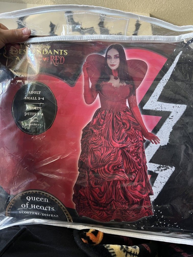 Costume Queen Of Hearts Brand New 
