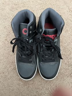 Boys hi tops Sz 5