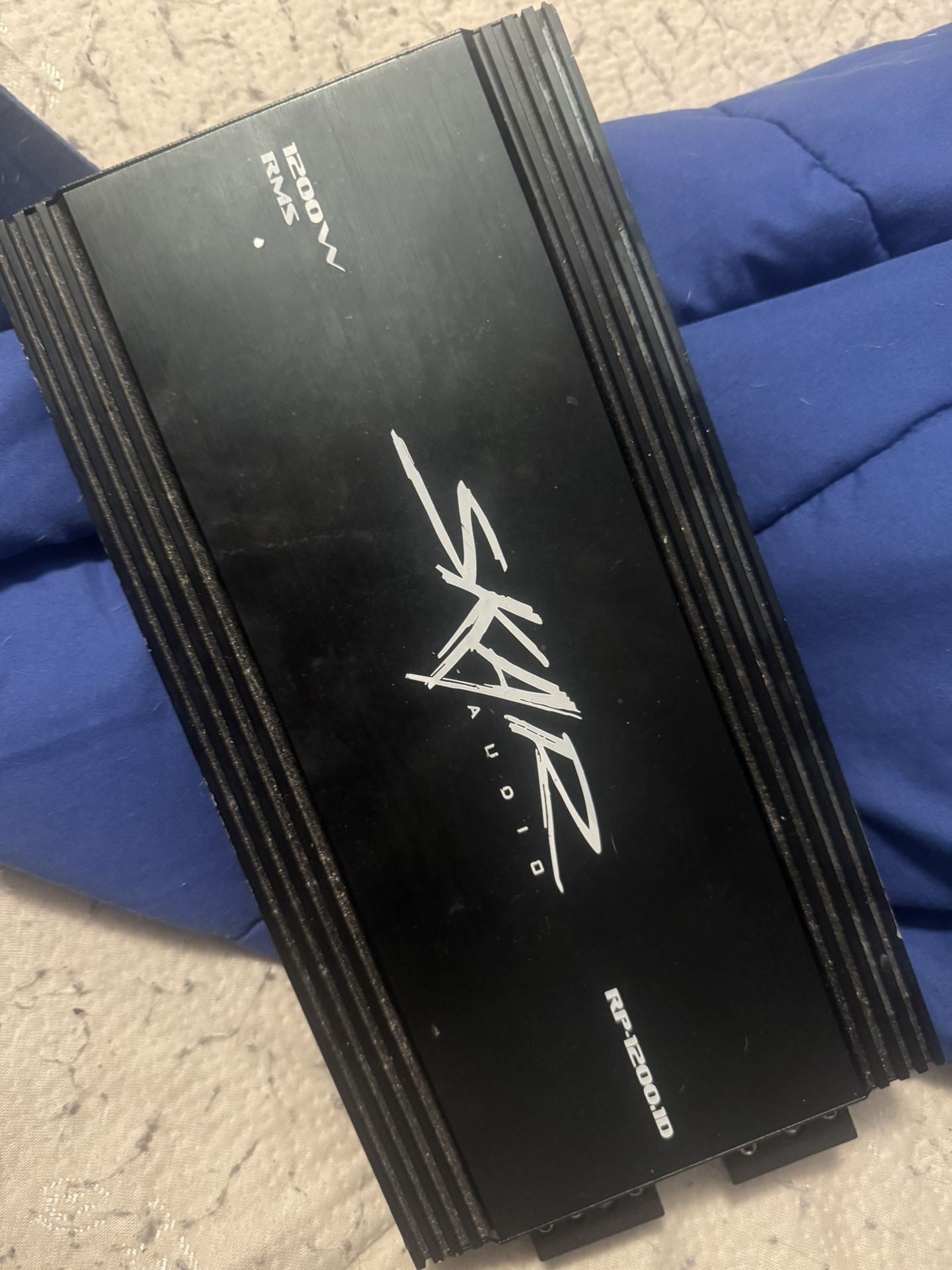 1200wRMS Skar Amp 12” Subwoofers Homemade Box 