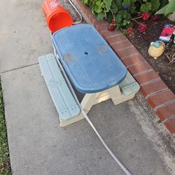 Free Outdoor Kids Picnic Table
