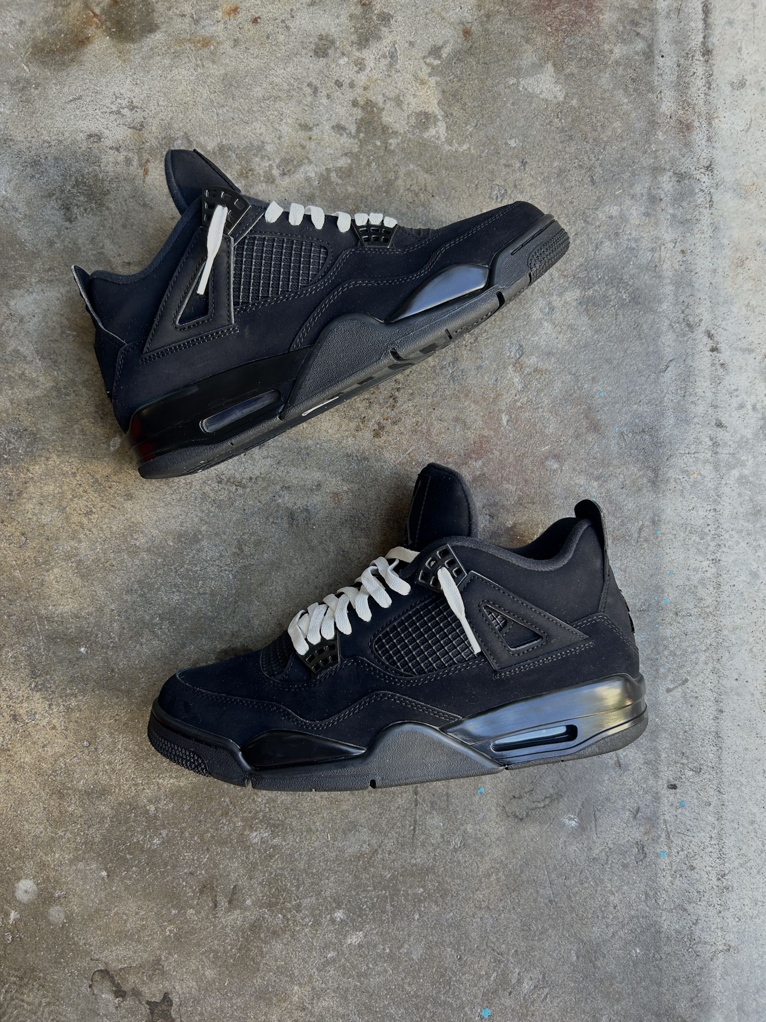 JORDAN 4 “ BLACK CATS “ SIZE 11 ✅