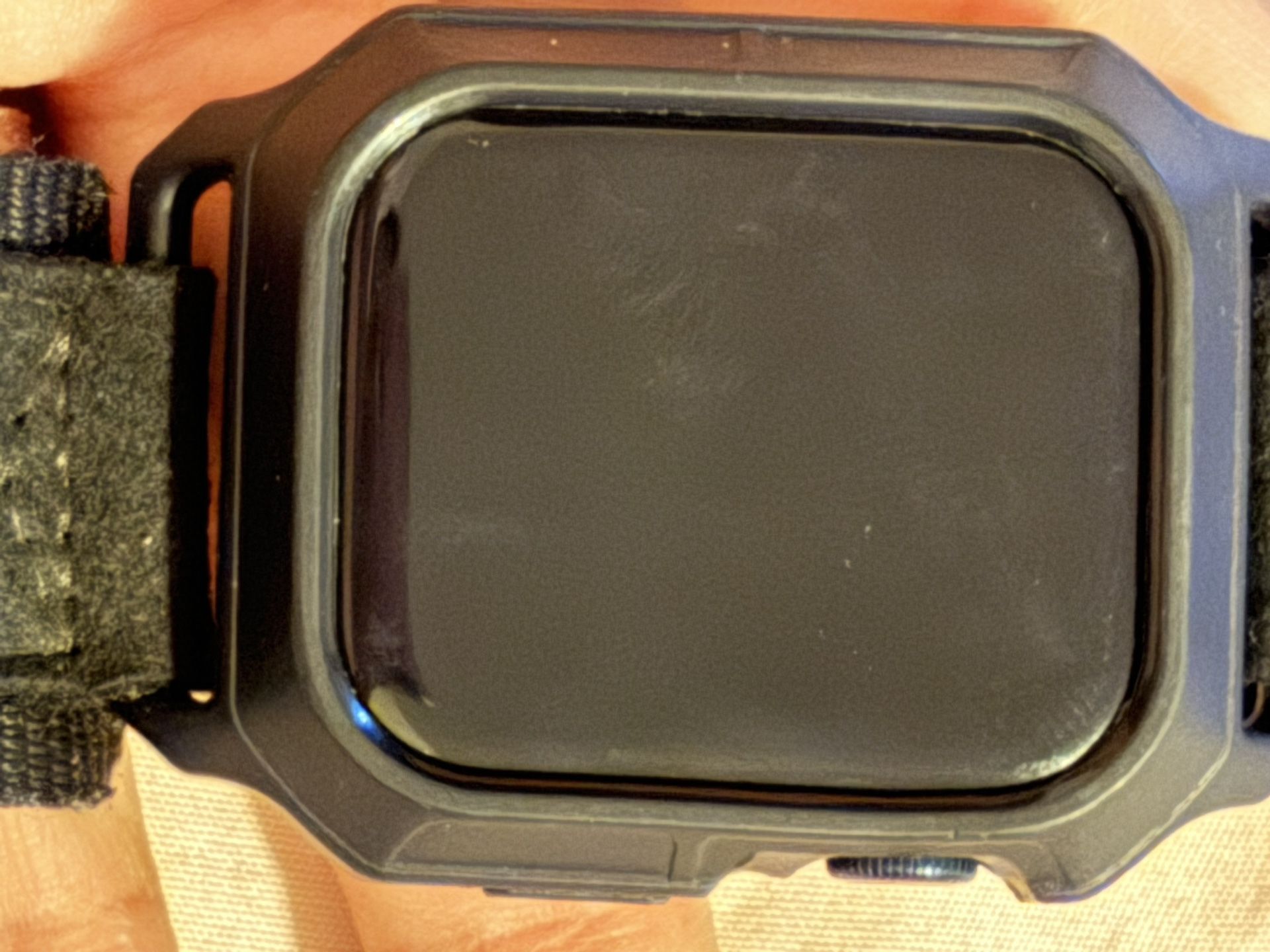 APPLE WATCH SERIES 9 ( GPS + CELLULAR )