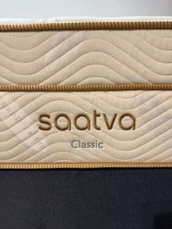 LIKE NEW! Saatva Classic Firm Queen Mattress - Delivery Available