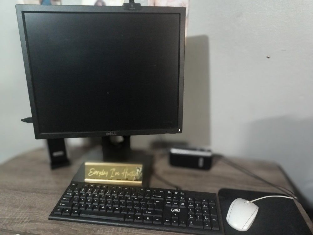 Dell Desktop and a HP Envy printer Bundle