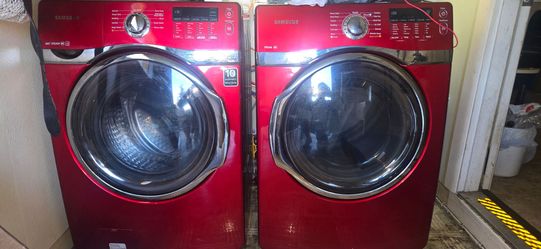 Samsung Front-Load Washer and Dryer Set