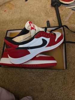 Air Jordan 1 Low Chicago Sneakers