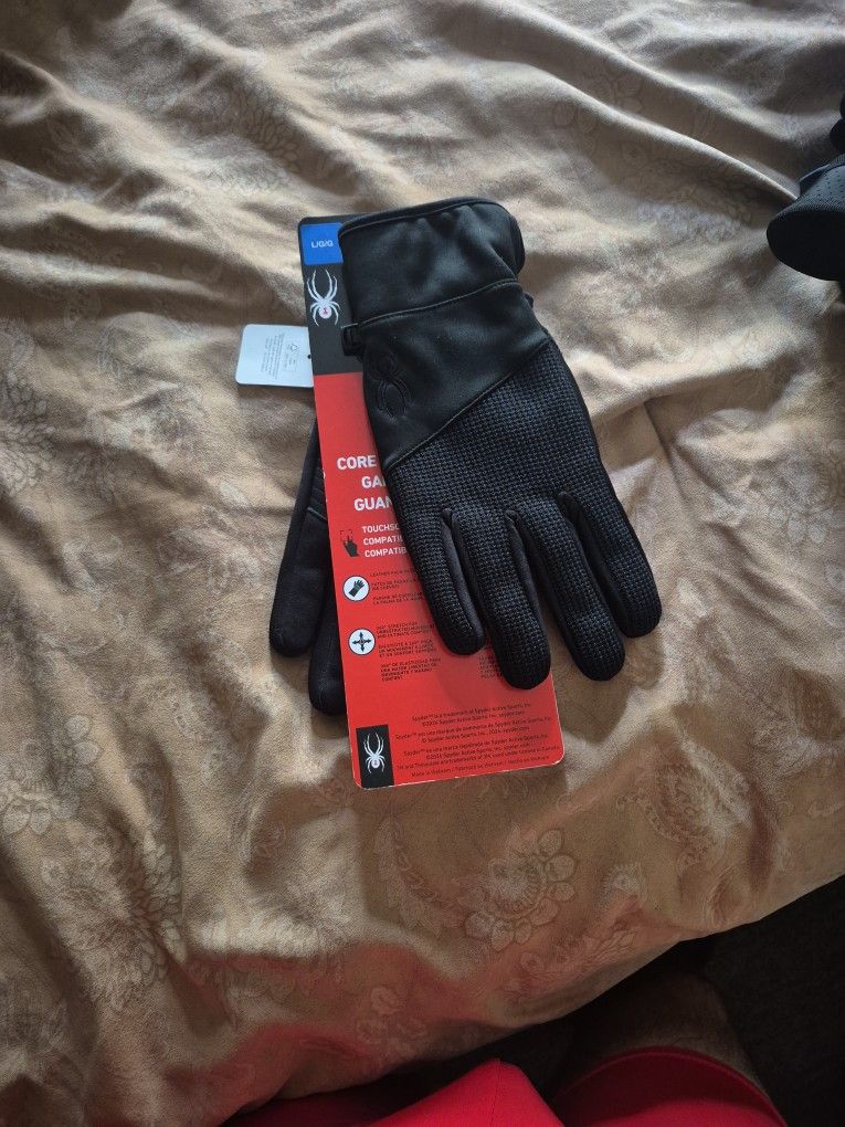 New Spyder Gloves