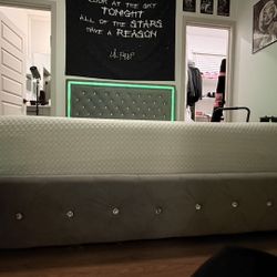 LED Bed Full With Mattress 