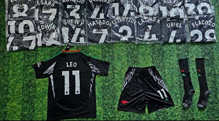 Soccer uniforms uniformes de fútbol playeras playera fútbol Set includes full kits conjuntos completos uniformes para equipos equipo 👇READ THE DETAIL