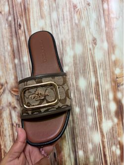 SIZE 7