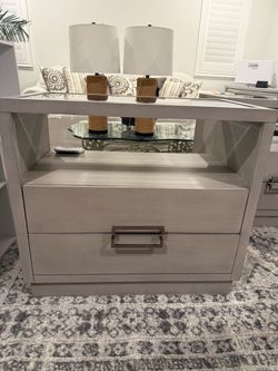 Night stand
