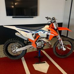 2022 KTM 125 XC