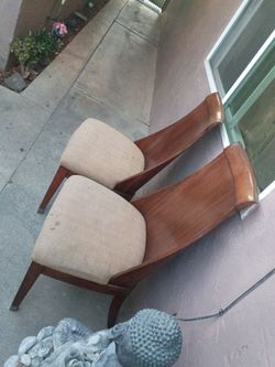 2 vintage chairs