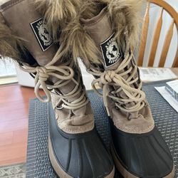 snow boots