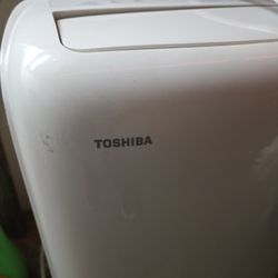 Toshiba Mini Air Conditioner  Used For 3 Weeks 