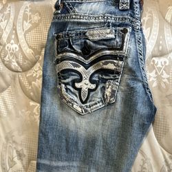 Rock Revival Jeans 