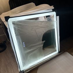 ISKM LED Lighted Bathroom Mirror 32x32 Dimmable Anti-Fog