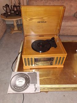 Detropa recprd player