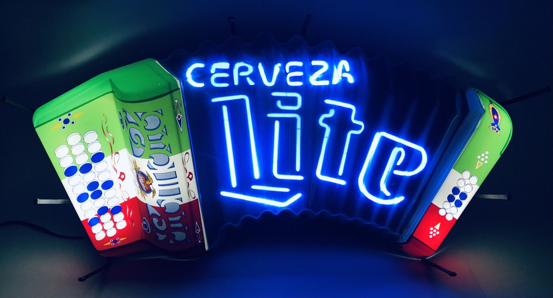 Miller Lite Beer Accordion Music Neon Light Up Sign Cerveza Bar Mexican