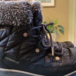 Women's Columbia Snow Boots