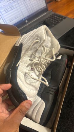 Kids sneakers