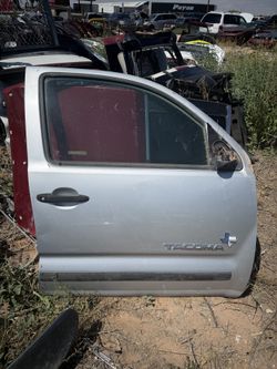 2005-2015 Toyota Tacoma Double Cab Passenger Front Door OEM