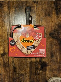 Hershey's Heart Shaped Cast Iron Skillet with Cookie Mix 