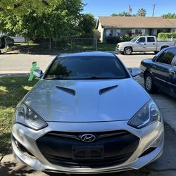 2013 Hyundai Genesis Coupe