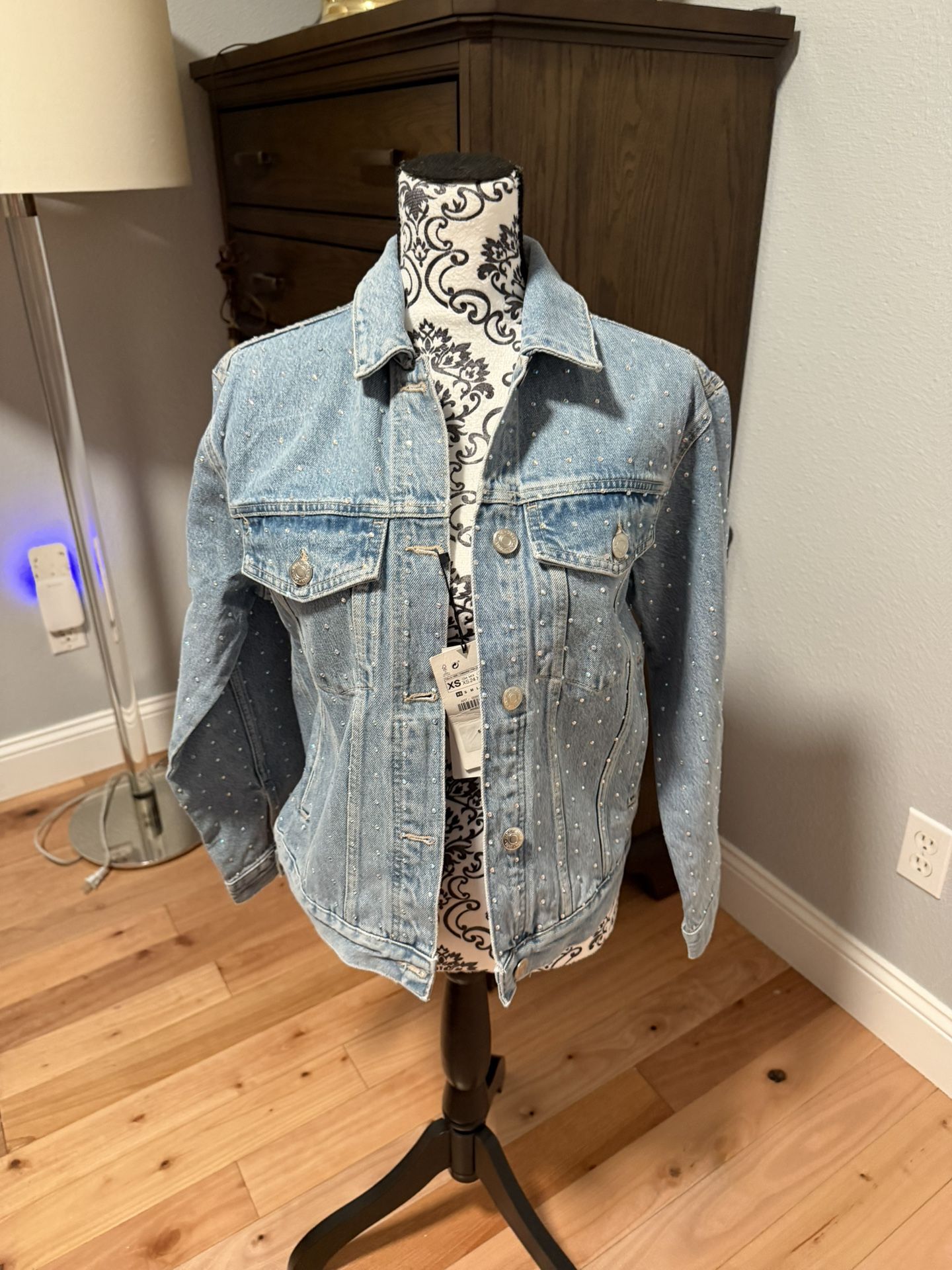 New Zara Denim Jacket Size XS Women’s  