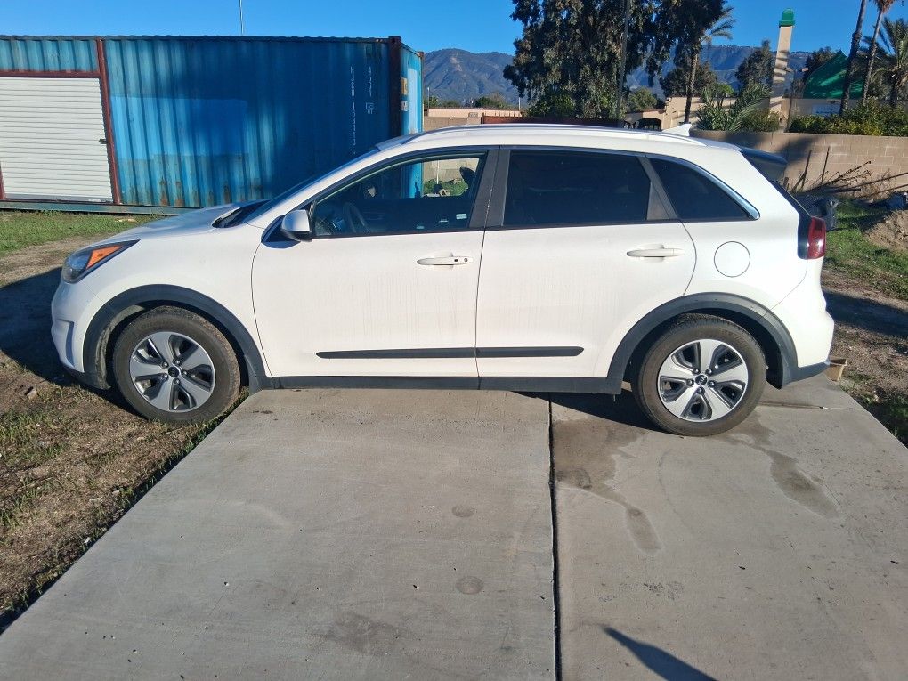 2018 KIA Niro Plug-In Hybrid