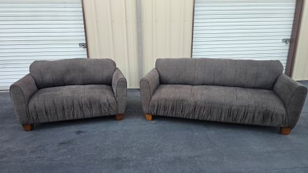 Sofa set / couches