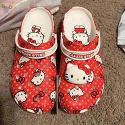 Hello Kitty Crocs