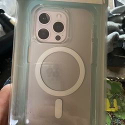 iPhone 15 Pro Cover with MagSafe