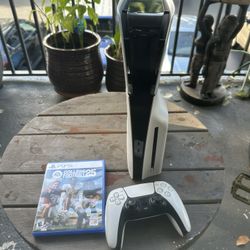 Sony PS5 Slim Disc Version 1TB With NCAA25 /Price is firm No Trades