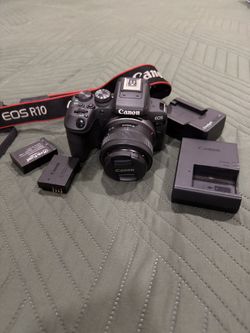Canon EOS R10 + RF-S 18-45mm (Like New)
