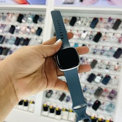 Fit Bit 4 Watch 