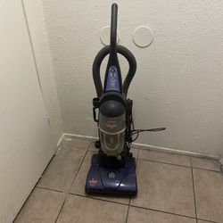 Aspiradora En Buenas Condiciones En 25 Dólares 