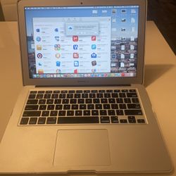 MacBook Air 13- Inch - 2014