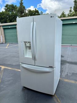 LG French Door Refrigerator White
