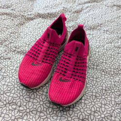Nike pink sneakers