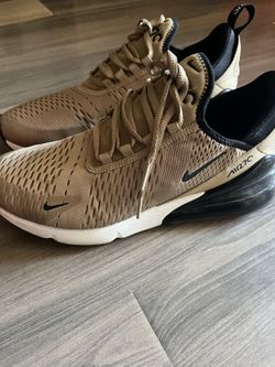 Nike Air Max 270 trainers, Size US 10