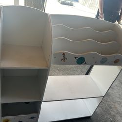 toy shelf 