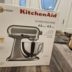 Kitchen Aide Mixer