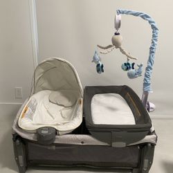 Graco Travel Bassinet, Changing Pad /pack and Play