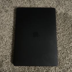 MacBook Air 13 Inch 8GB 