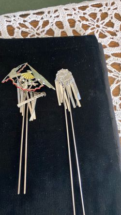 Vintage Japanese silver  Kanzashi Kimono Hair Sticks