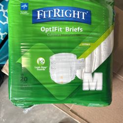 FIT RIGHT BRIEFS SIZE MEDIUM - 8 Brand New Packs