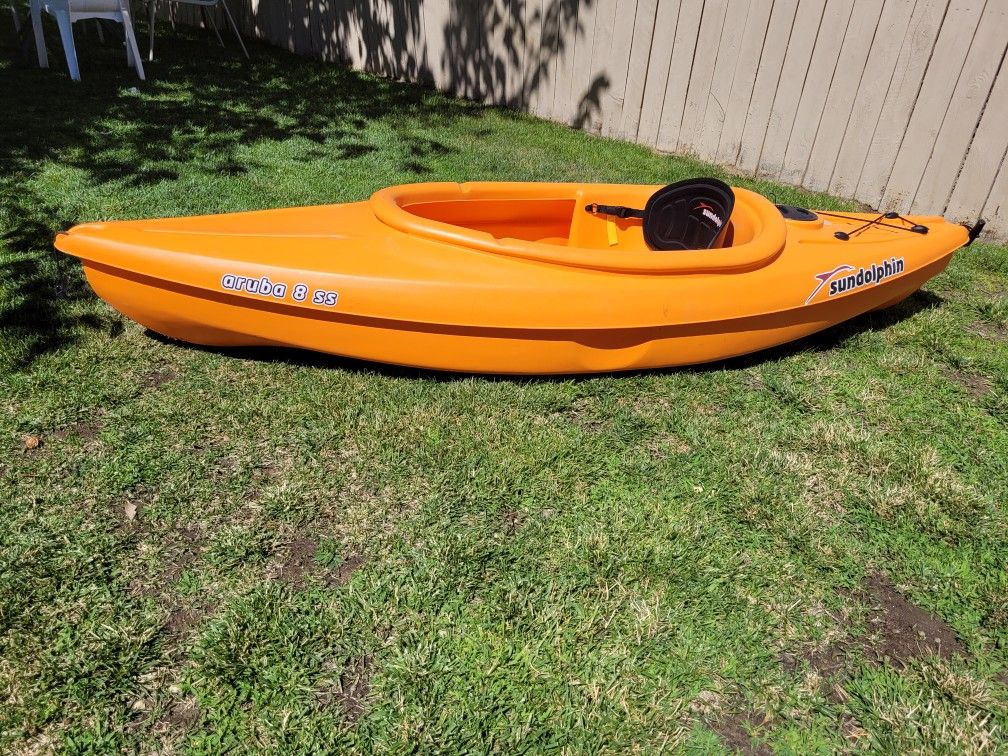 Sundolphin Kayak