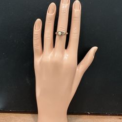 Beautiful Vintage 10 Karat Gold Cultured, Pearl Ring Size 7